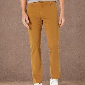 NWT Dockers Straight Fit Ultimate Chino Smart Series Flexible Waistband